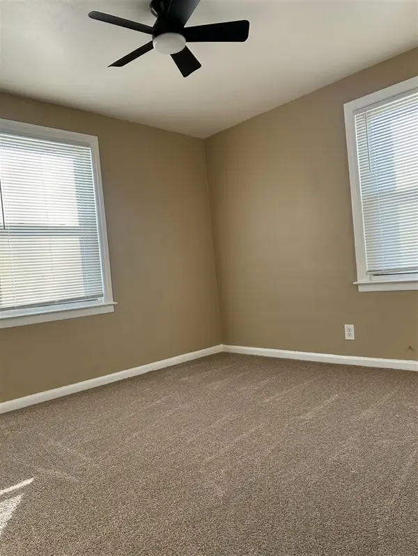 16087 Collingham, Detroit, MI 48205