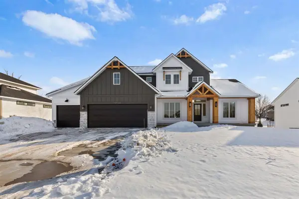 1904 Creekside, Byron Center, MI 49315