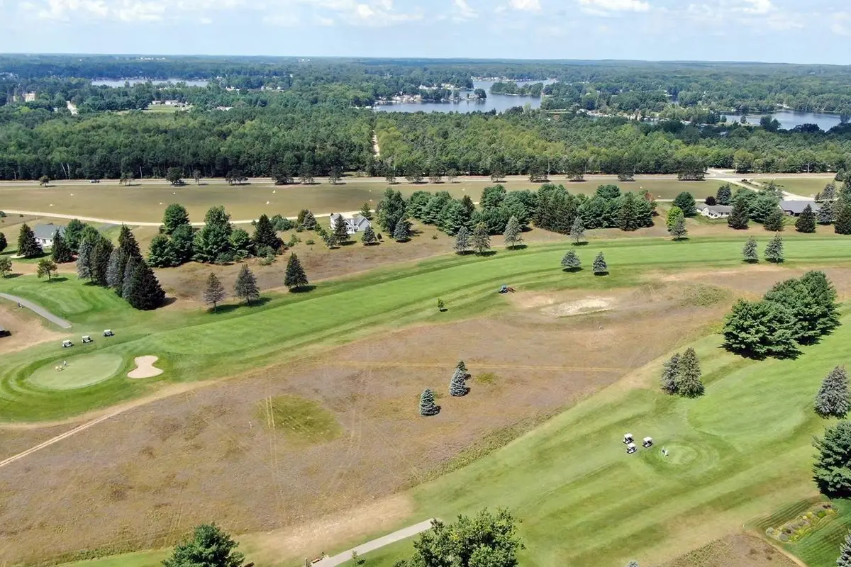 9772 Kellys Ct., Canadian Lakes, MI 49346 - #1