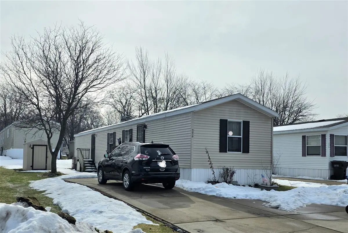 4450 Oakland, Allendale, MI 49401 - #1