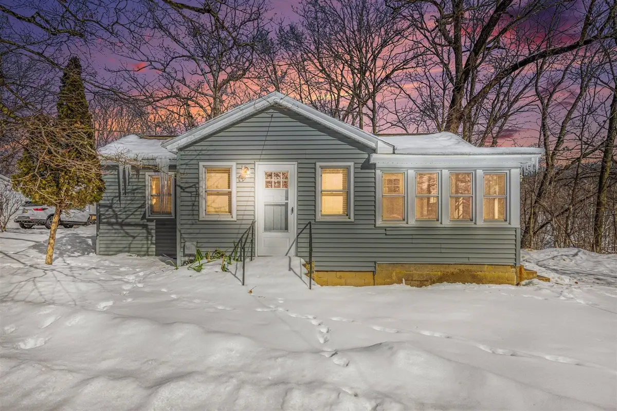 329 Bond, Allegan, MI 49010 - #1