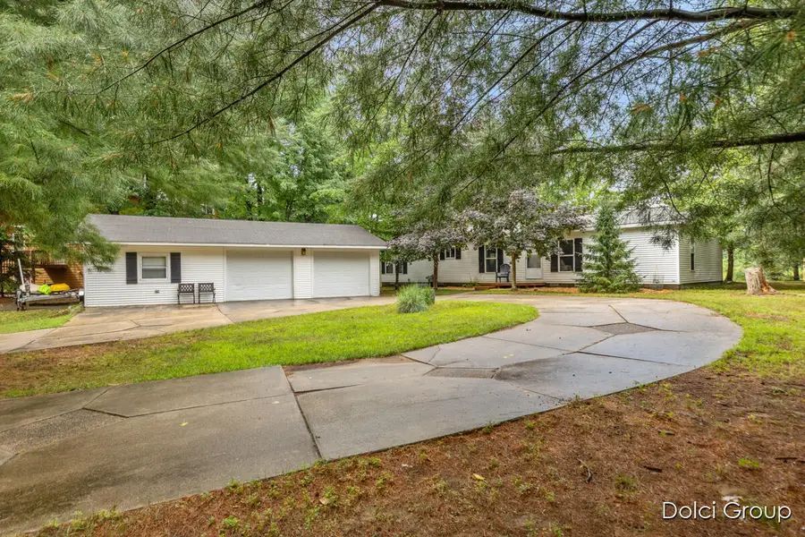 6830 E Carrigan, Newaygo, MI 49337 - #2