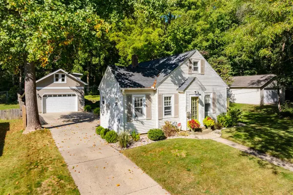 1606 Merrill, Kalamazoo, MI 49008