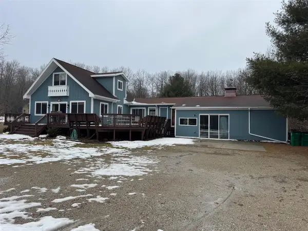 447 N Northern Light, Mears, MI 49436