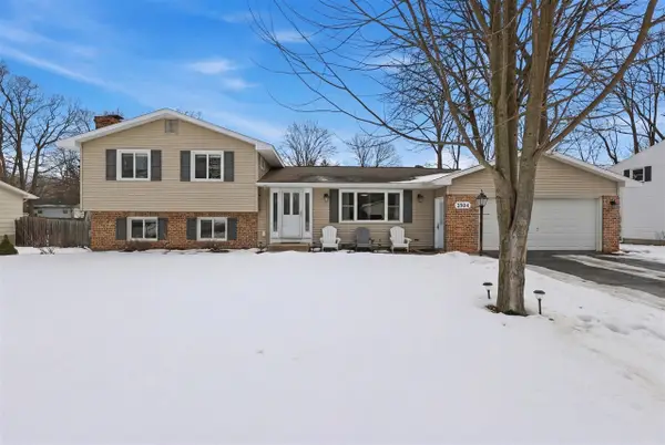 3504 York, Norton Shores, MI 49441