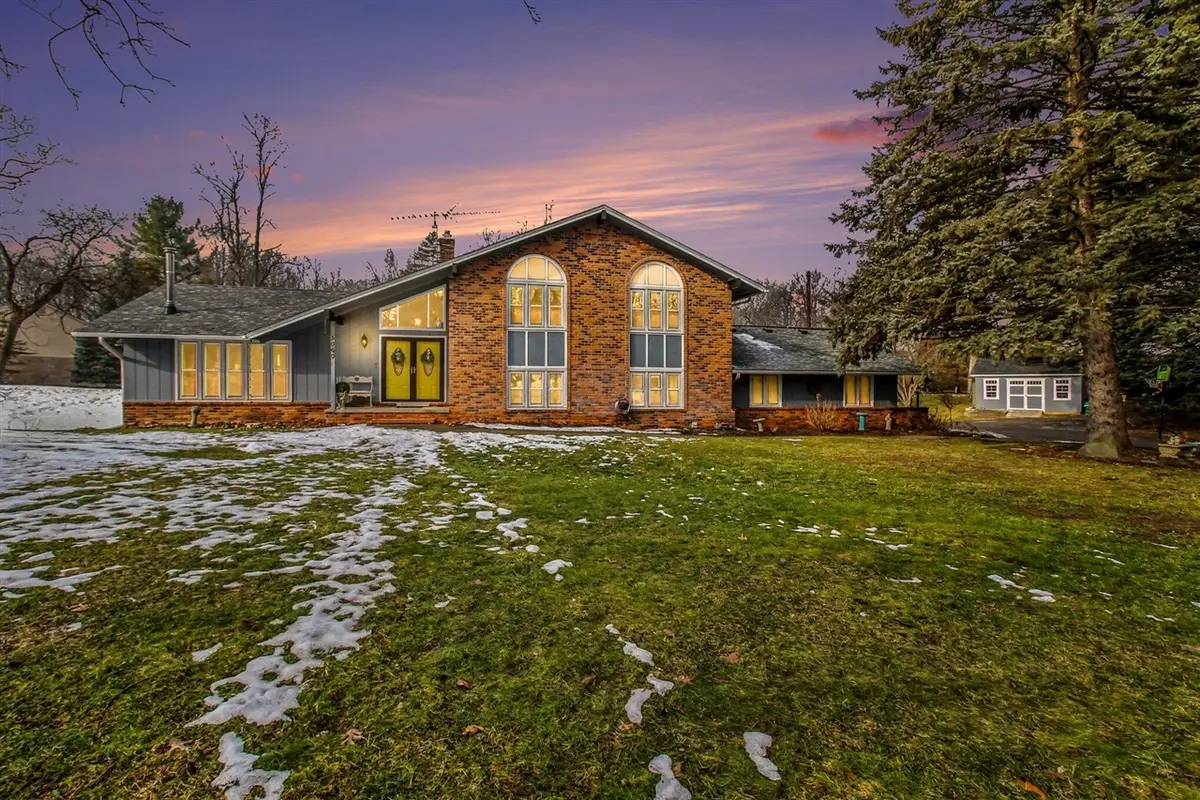 5060 Glenway, Brighton, MI 48116 - #1