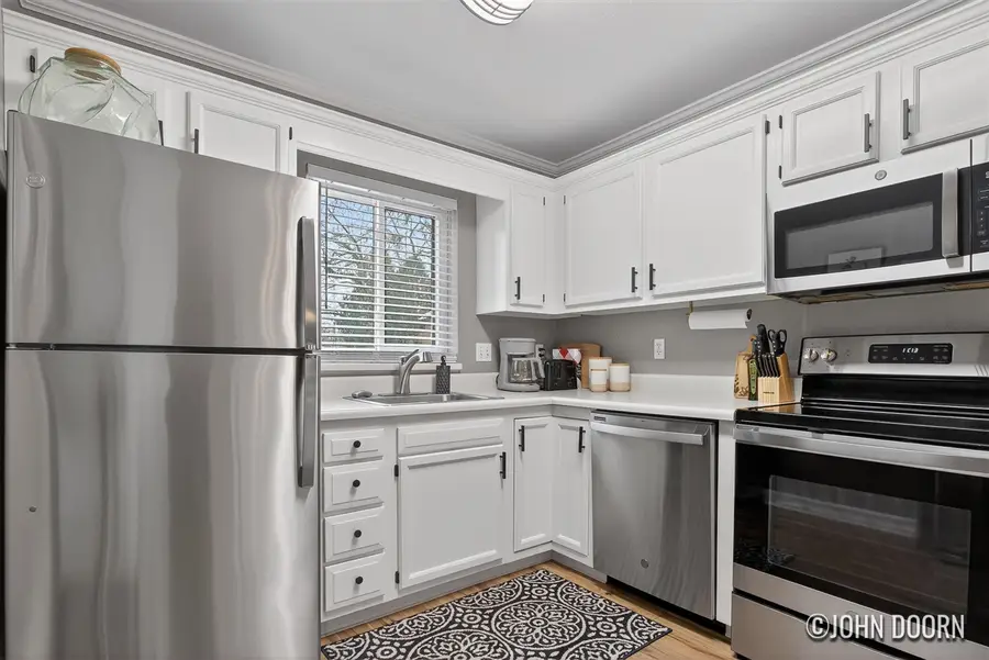 3396 Devonwood #C, Grand Rapids, MI 49525 - #2