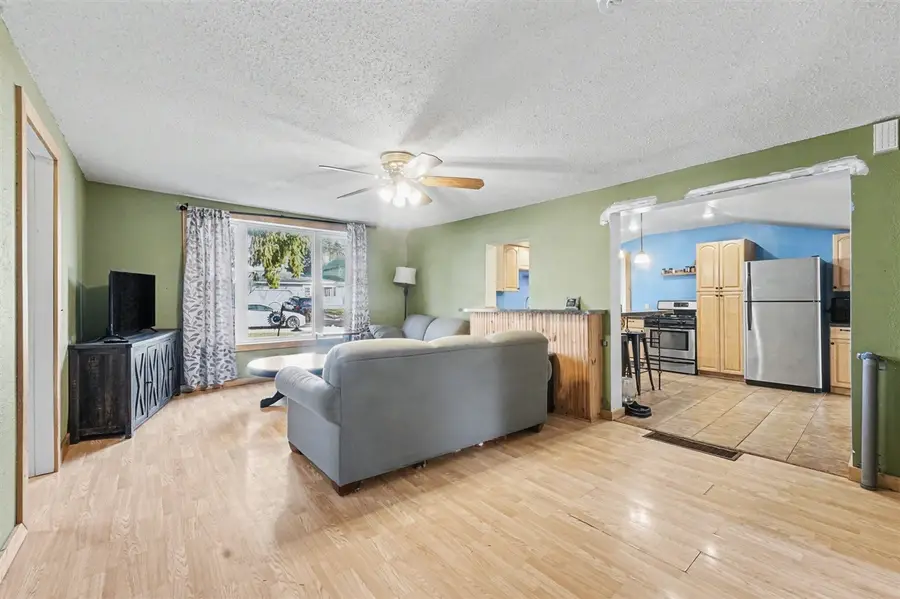 305 S 1st, Edmore, MI 48829 - #2