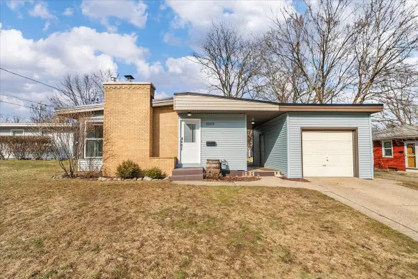 1009 Ariebill, Wyoming, MI 49509