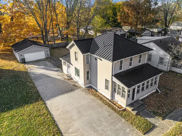 210 S State, White Pigeon, MI 49099