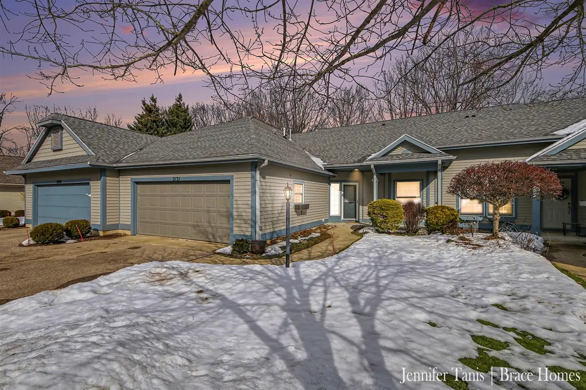 2131 Tree Ridge, Grand Rapids, MI 49508 - #1