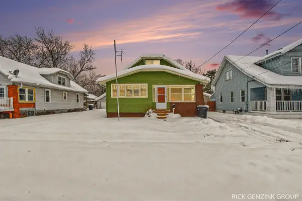 2303 Beverly, Wyoming, MI 49519