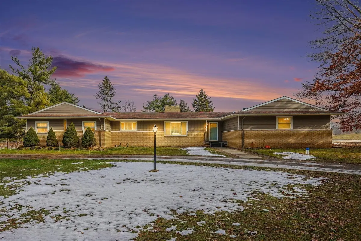 1575 Kellogg, Brighton, MI 48114 - #1