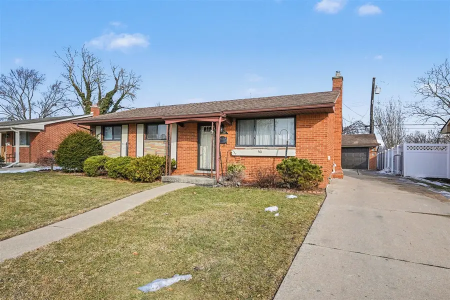 15600 Sunset, Livonia, MI 48154 - #2