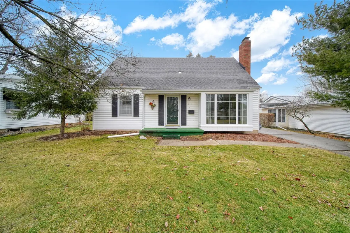 1230 Madison, Adrian, MI 49221 - #1