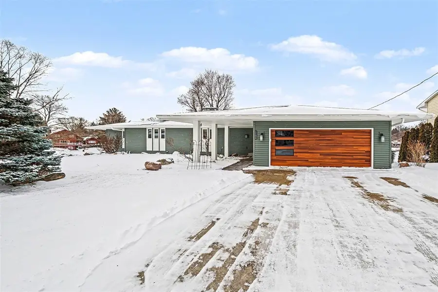 1134 S Lakeside, Battle Creek, MI 49015 - #3