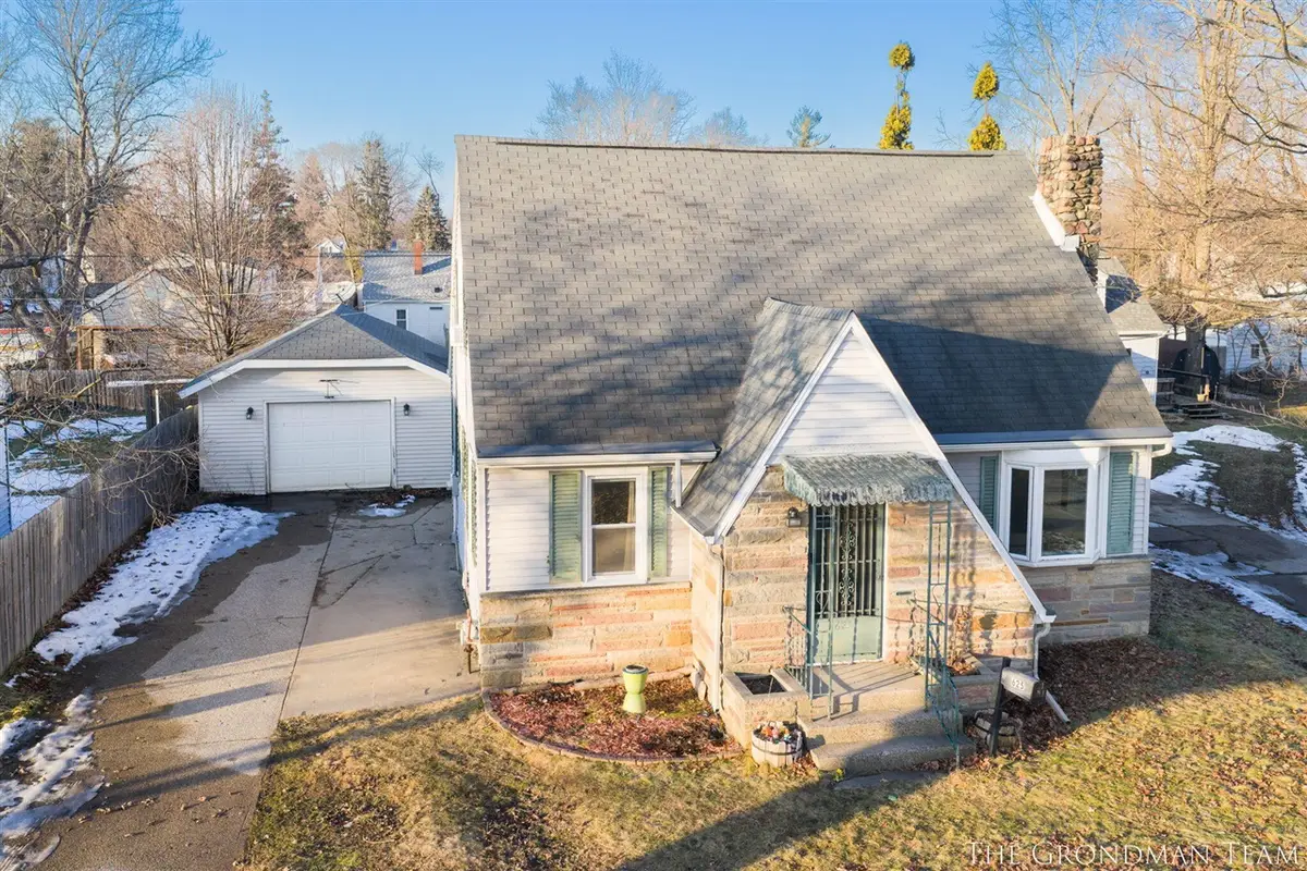 625 W Clinton, Hastings, MI 49058 - #1