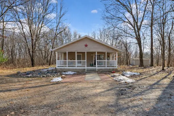 42165 85th, Decatur, MI 49045