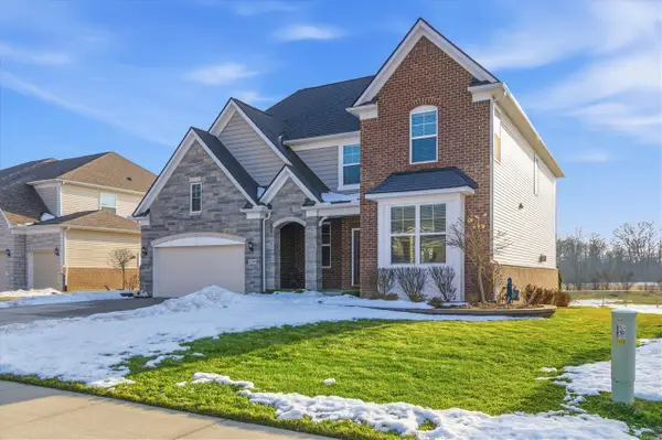 5746 Whispering Springs, Ann Arbor, MI 48108