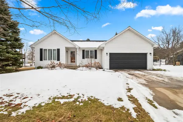 493 Salem, Jonesville, MI 49250