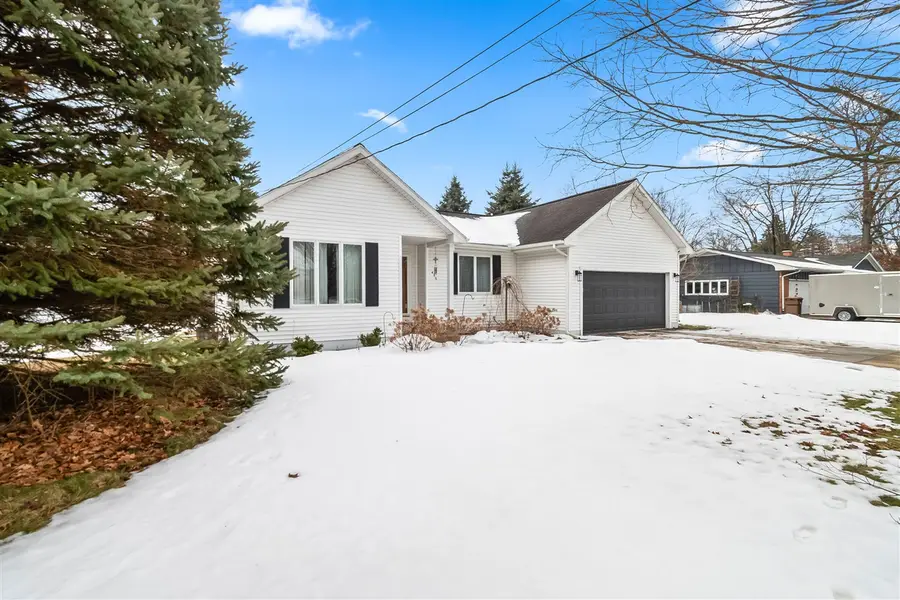 493 Salem, Jonesville, MI 49250 - #2