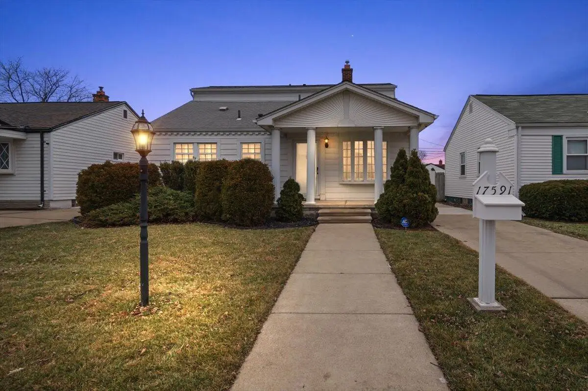 17591 Matthews, Riverview, MI 48193 - #1