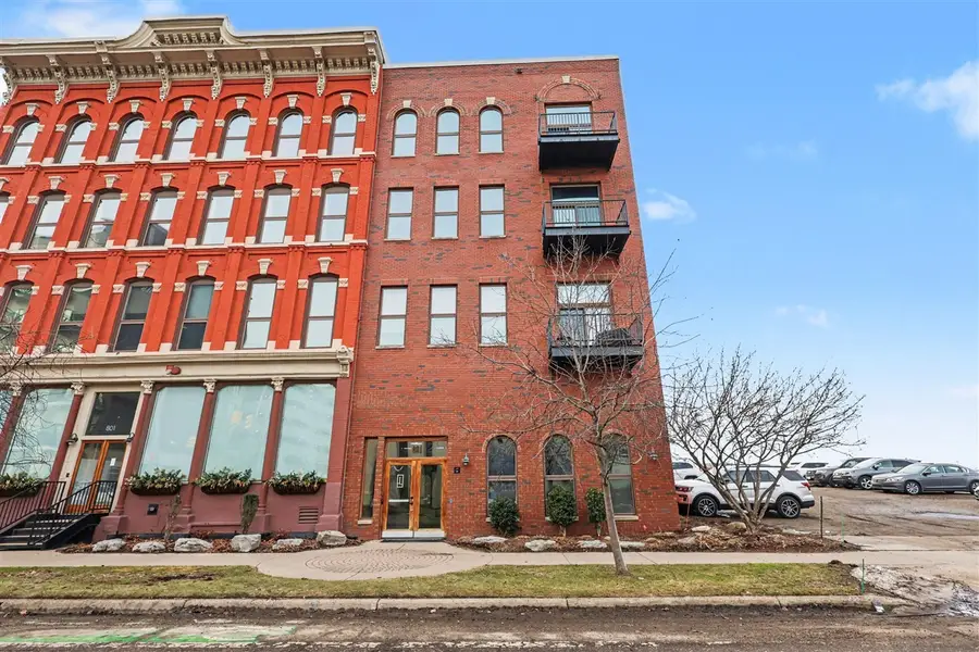 801 NW Monroe #105, Grand Rapids, MI 49503 - #3