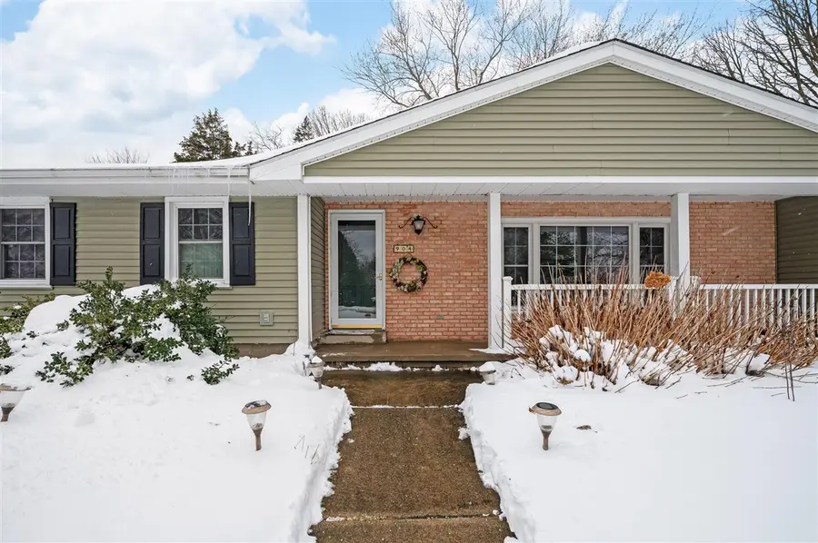 904 Iroquois, Niles, MI 49120 - #2