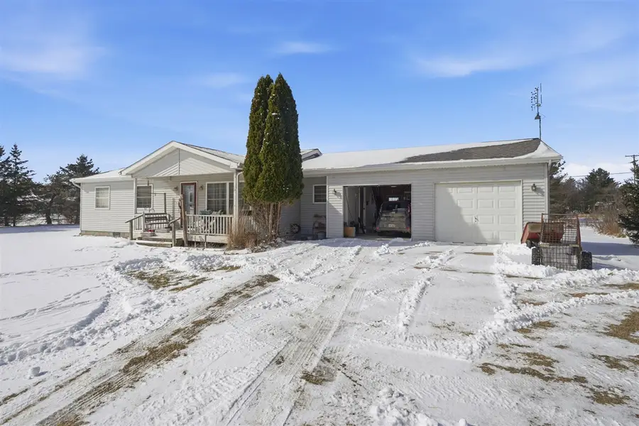 1549 Hayden, Attica, MI 48412 - #2