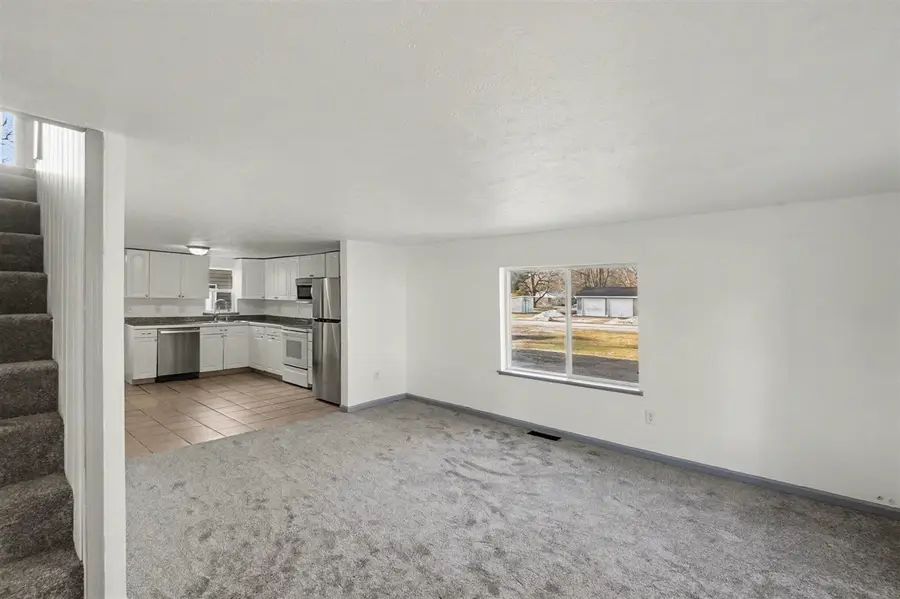 172 W Barton, Newaygo, MI 49337 - #2