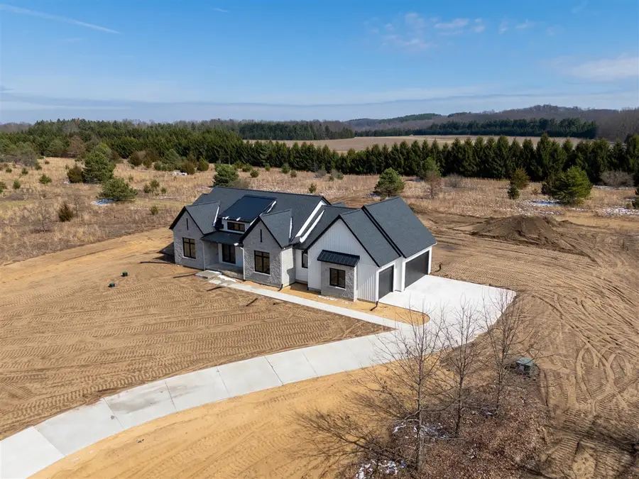 61121 Airpark, Mattawan, MI 49071 - #3