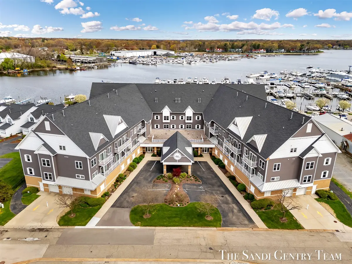 917 W Savidge #1, Spring Lake, MI 49456 - #1