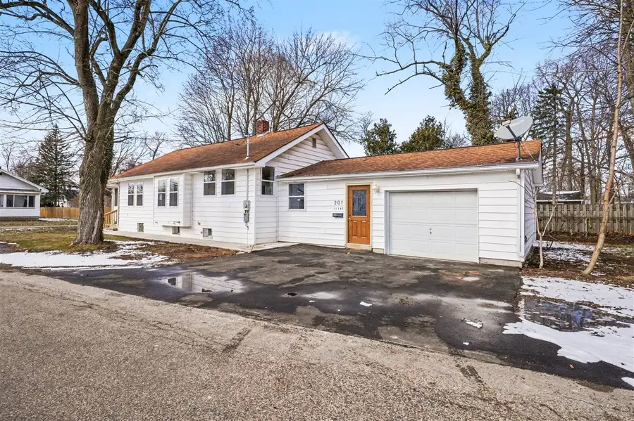 201 Ilene, Sturgis, MI 49091 - #2