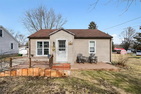 1008 W Grove, Greenville, MI 48838