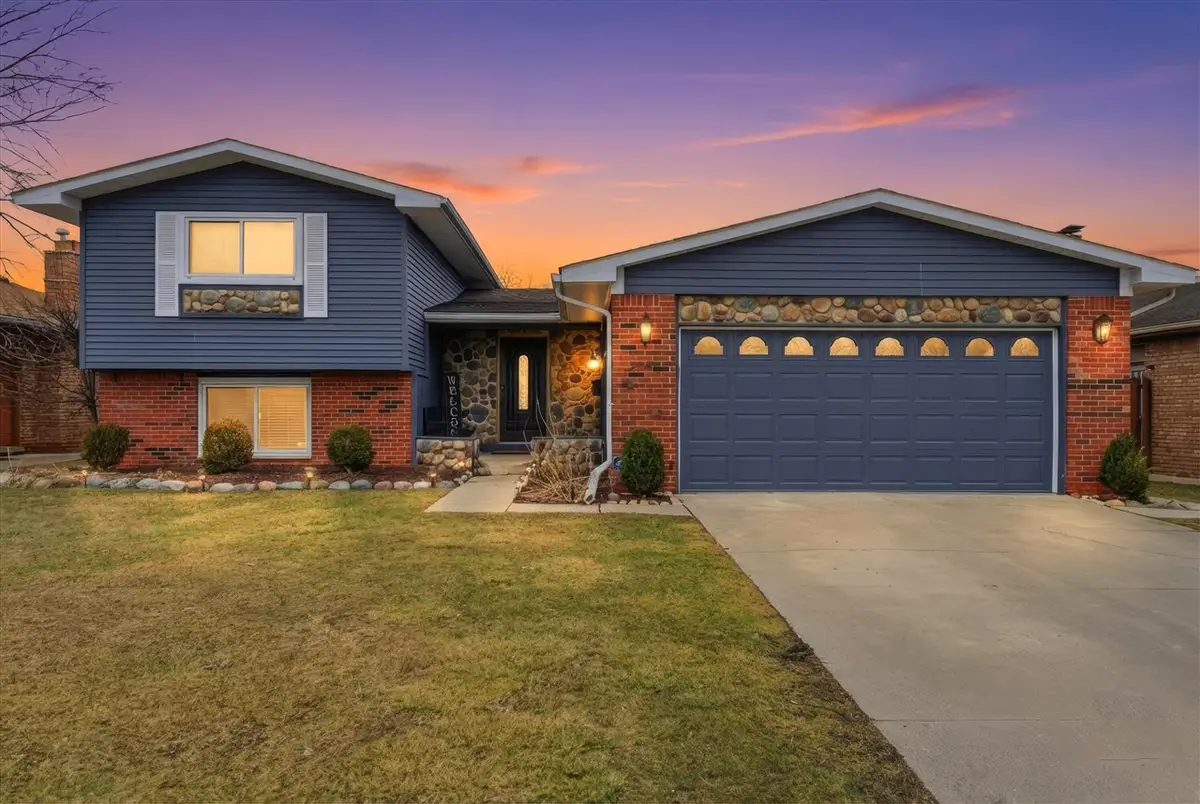 6622 Carriage Hills, Canton, MI 48187 - #1