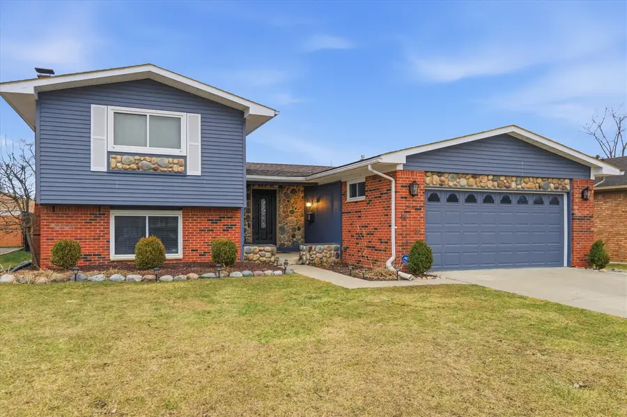 6622 Carriage Hills, Canton, MI 48187 - #2