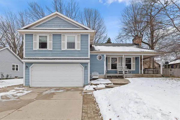 6560 Crownpointe, Byron Center, MI 49315