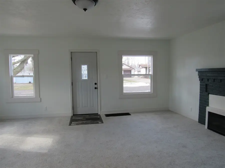 226 Pleasant, Mendon, MI 49072 - #2