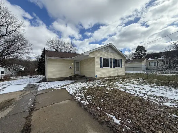 1632 Ohio, Lansing, MI 48906