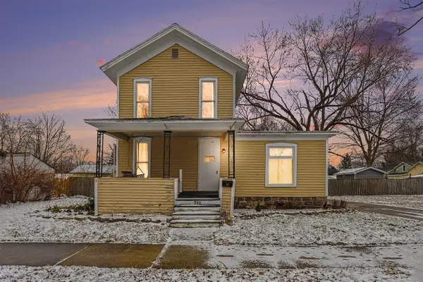 711 Maple, Three Rivers, MI 49093