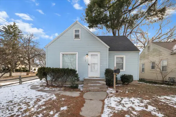 2142 Kalamazoo, Grand Rapids, MI 49507