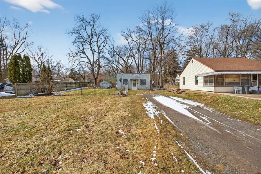 310 21st, Jackson, MI 49203 - #2