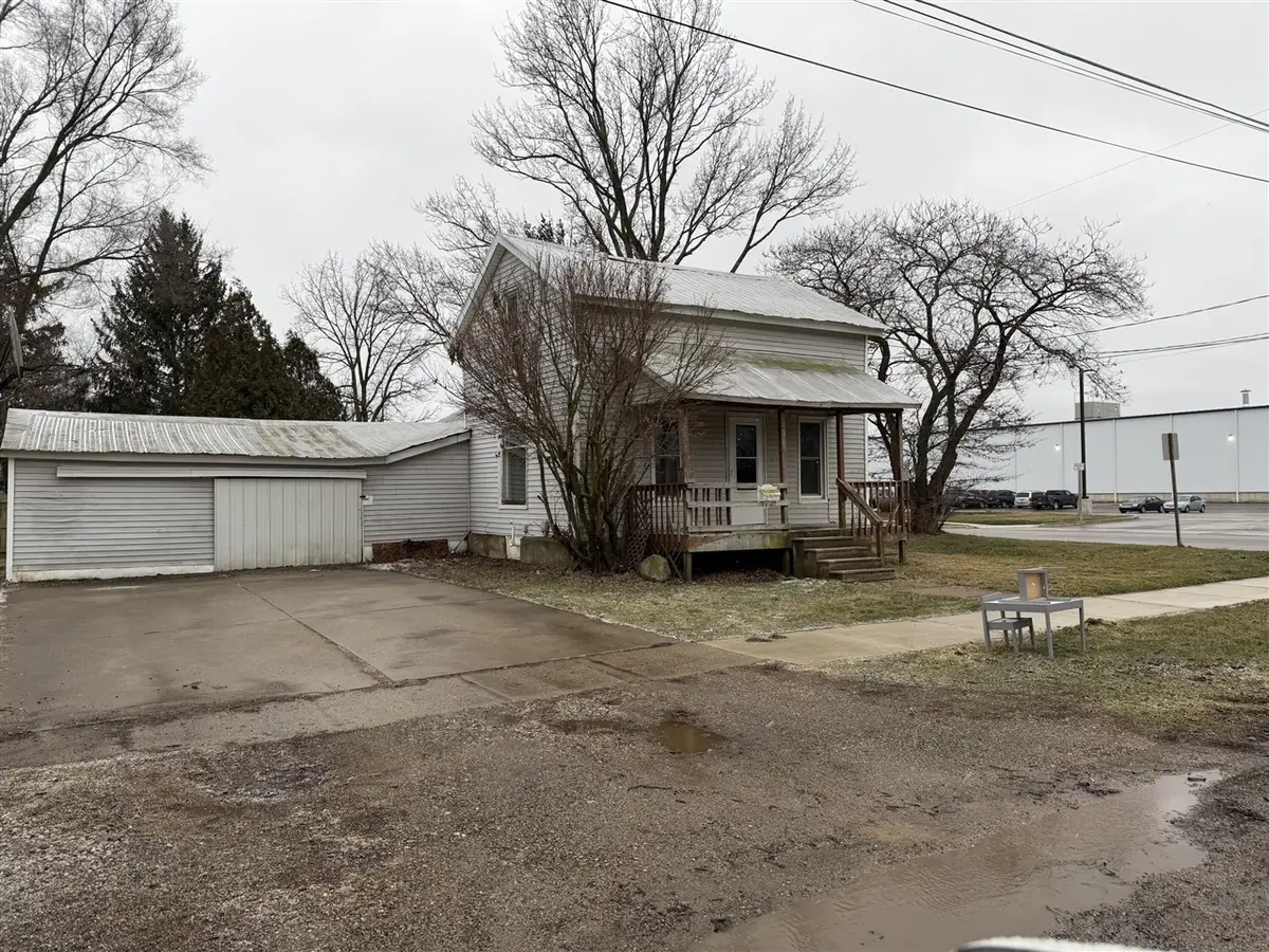 29 Broughton, Quincy, MI 49082 - #1
