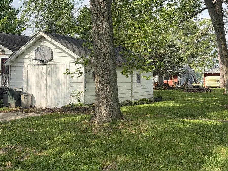 50330 Eastside, Dowagiac, MI 49047 - #3