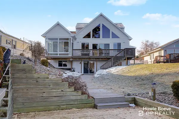 6175 Lake Shore, Newaygo, MI 49337