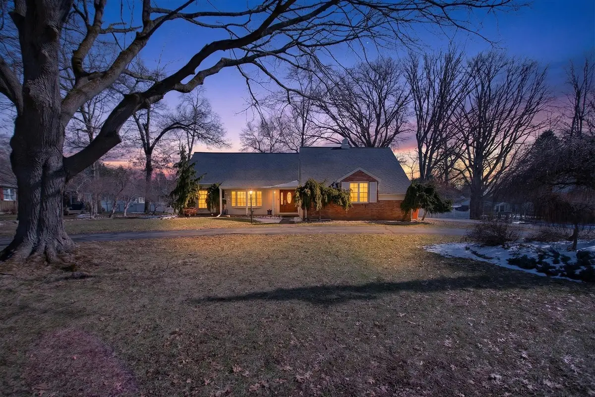 3825 W Walmont, Jackson, MI 49203 - #1