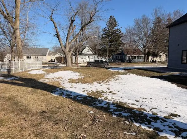 310 Edgell, South Haven, MI 49090