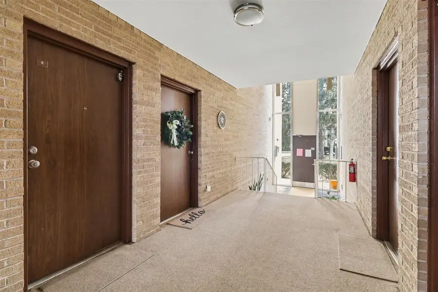 16543 Middlebelt, Livonia, MI 48154 - #3