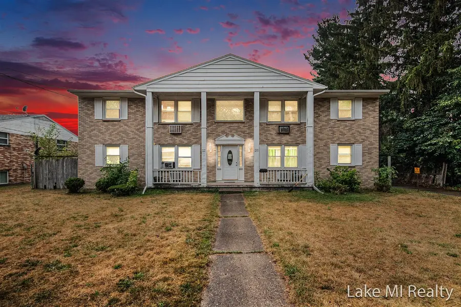 3201 Marshall, Grand Rapids, MI 49508 - #2