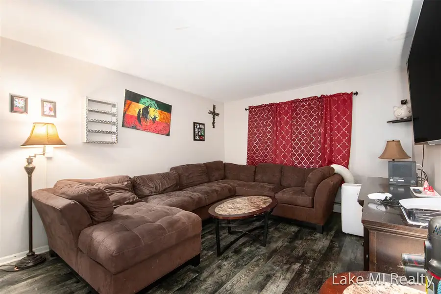 3201 Marshall, Grand Rapids, MI 49508 - #3